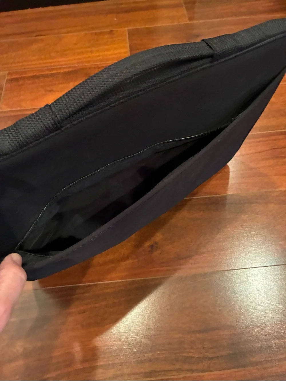 Black Laptop neoprene case-Minimalist Carry Case